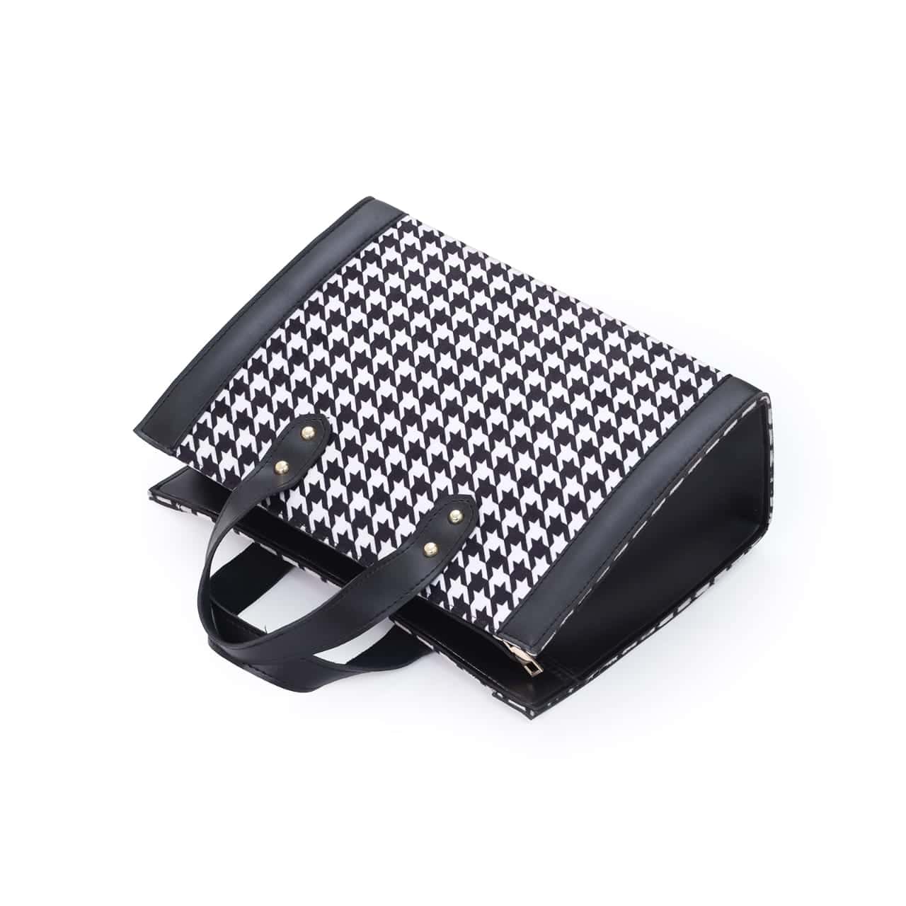 Zebra Style Tote - Quill