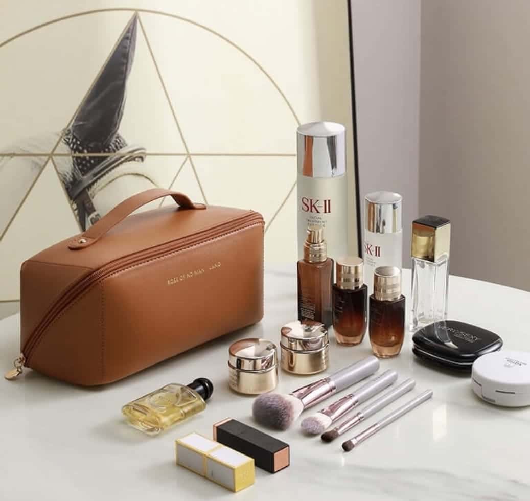 Cosmetic Kit - Quill
