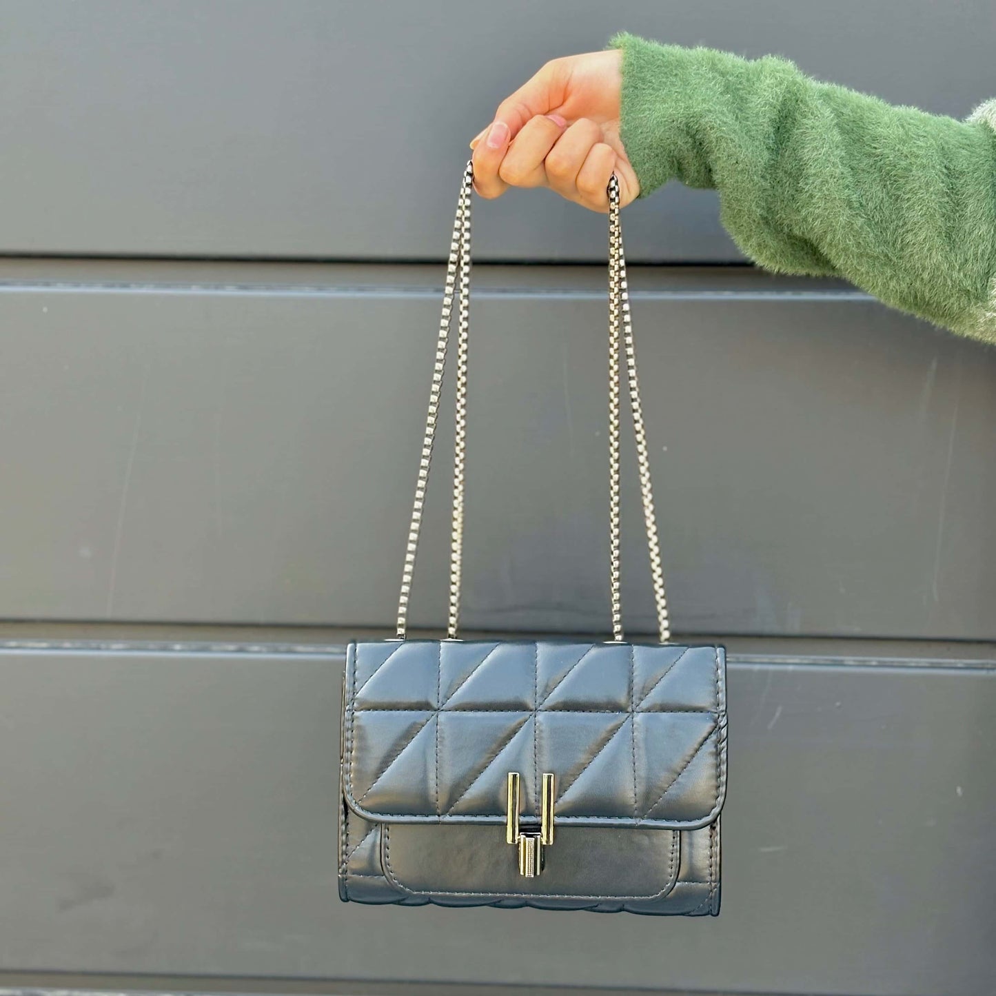 Luxe Quilted Handbag - Quill