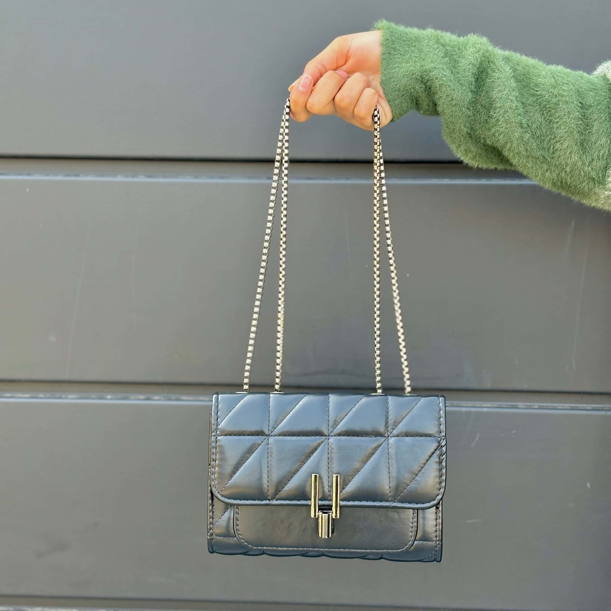 Luxe Quilted Handbag - Quill